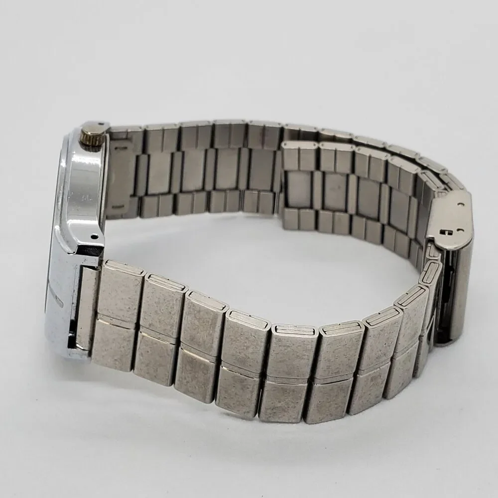 QQ By Citizen Watch Women 32MM‎ White Dial Gray Tone Bracelet New Battery